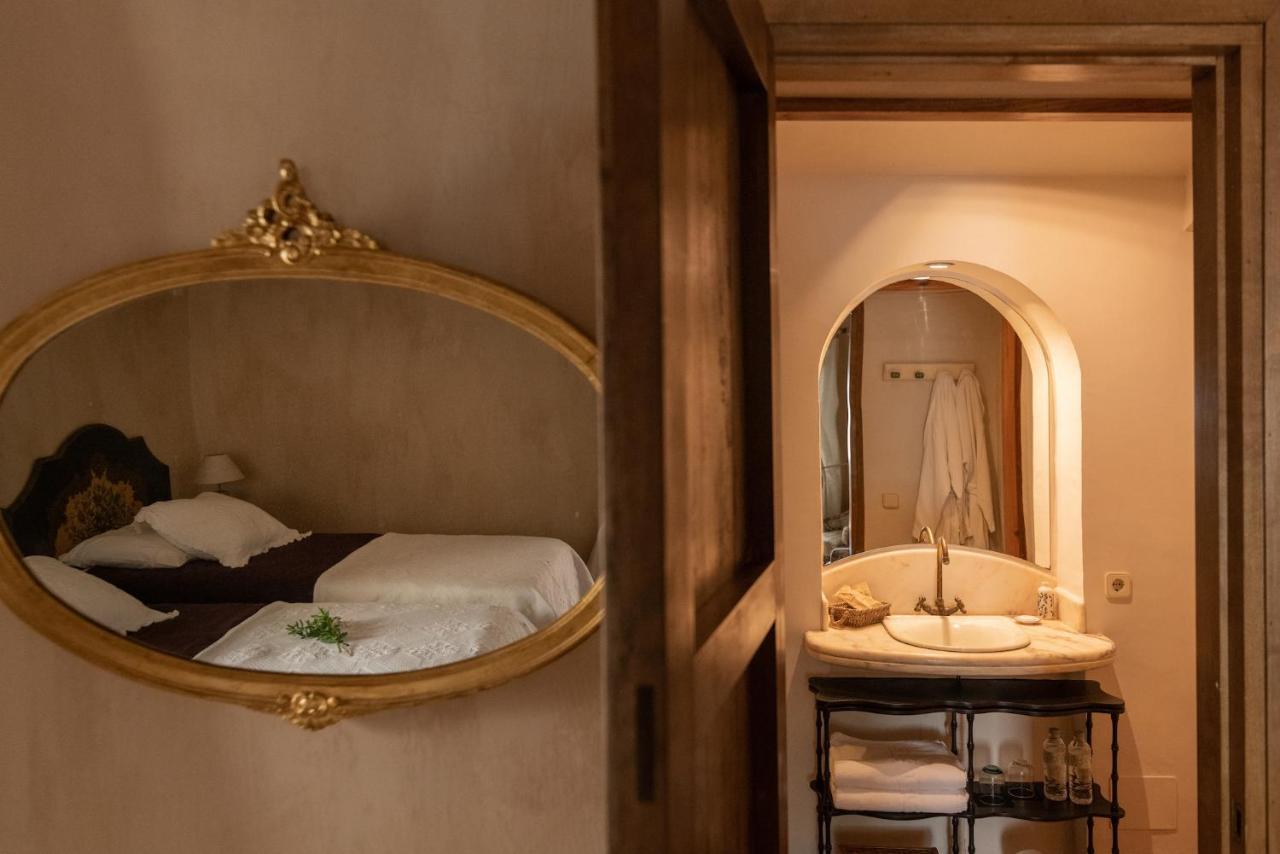 El Palauet De Monells - Adults Only Hotel Eksteriør billede